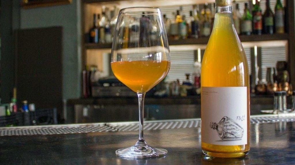 Orange Wine 101 - WineDom